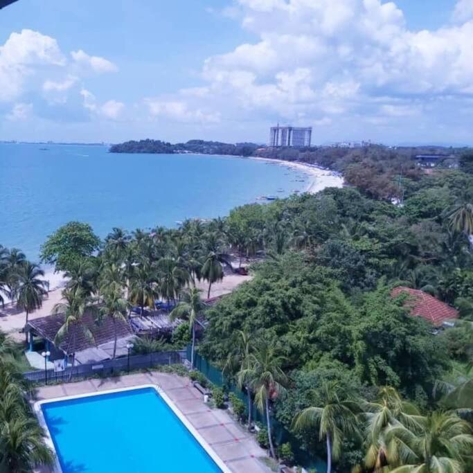 Nat'S Seri Bulan Beach, Pool Home @Teluk Kemang Port Dickson Luaran gambar